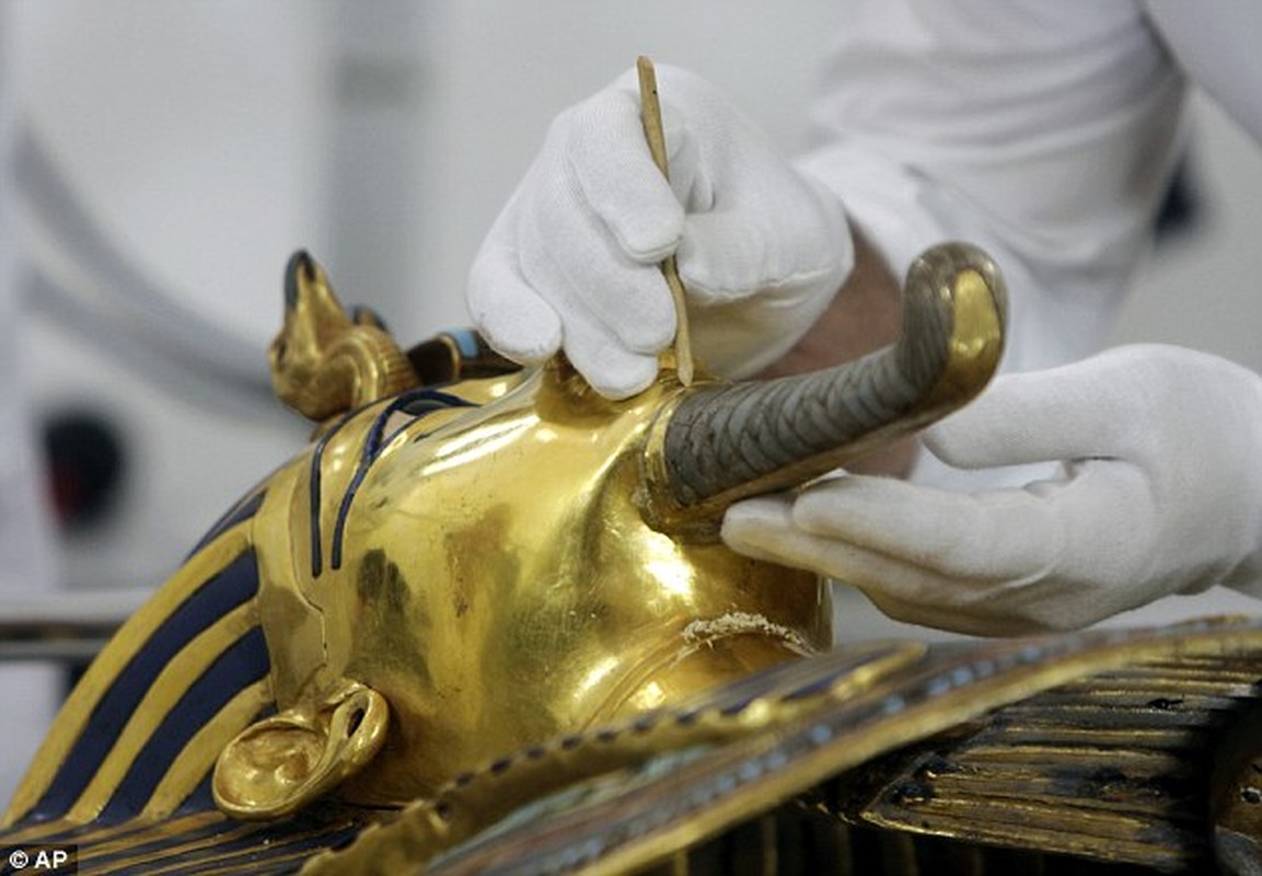 Can canh mat na vang quy gia cua pharaoh Tutankhamun-Hinh-4